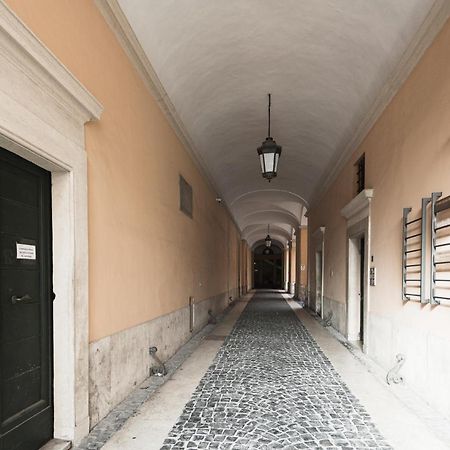 Charming Penthouse In Piazza Venezia With Terrace Leilighet Roma Eksteriør bilde