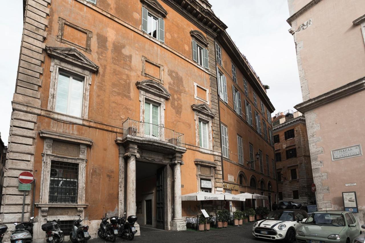 Charming Penthouse In Piazza Venezia With Terrace Leilighet Roma Eksteriør bilde